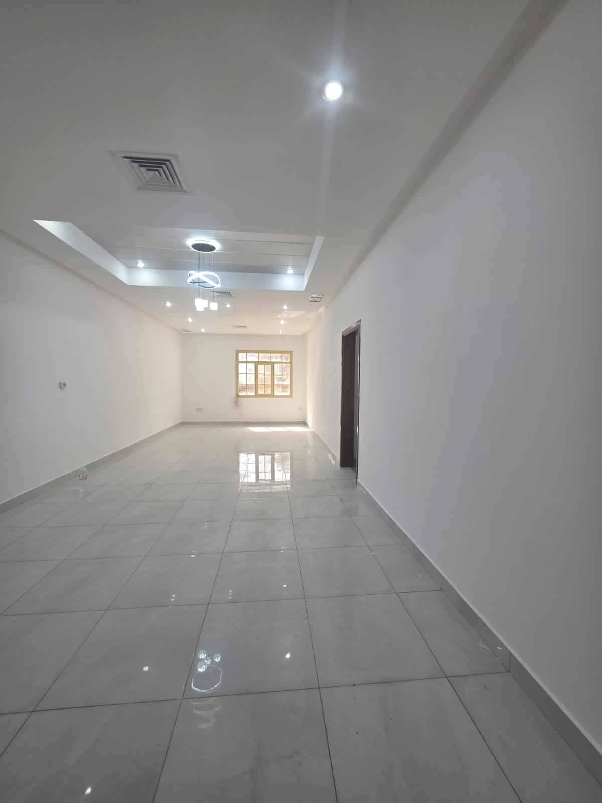 For rent in Jabriya: 3 bedrooms