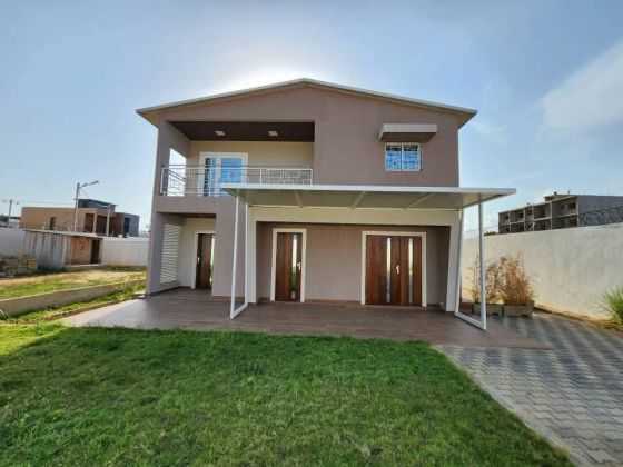 En vente villa duplex à grand bassam mockeyville 