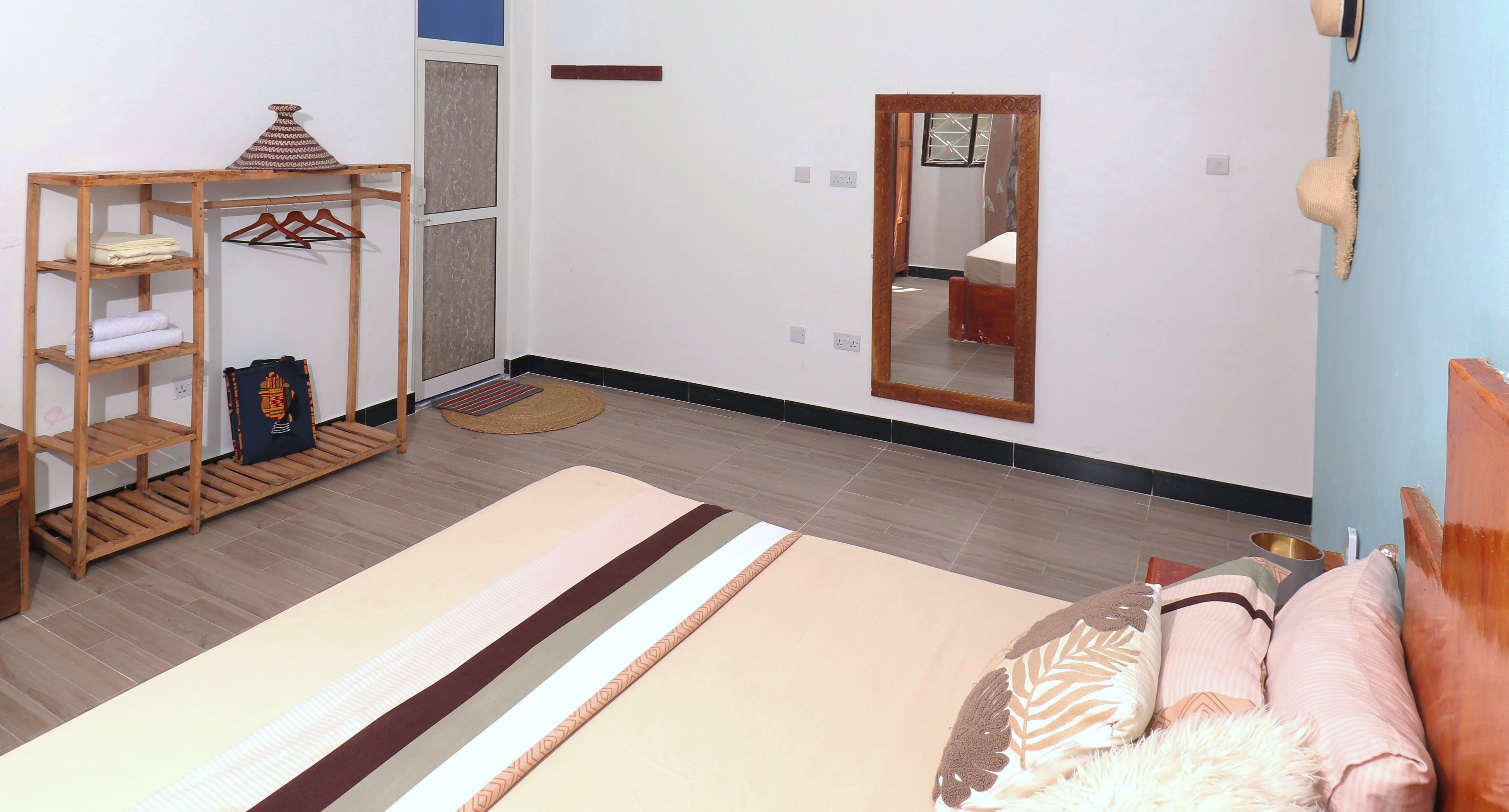 3 bedroom house with a plunge pool