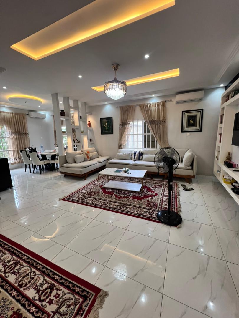 Moderna villa con 5 camere da letto in vendita a Djidjol&#2013265929;