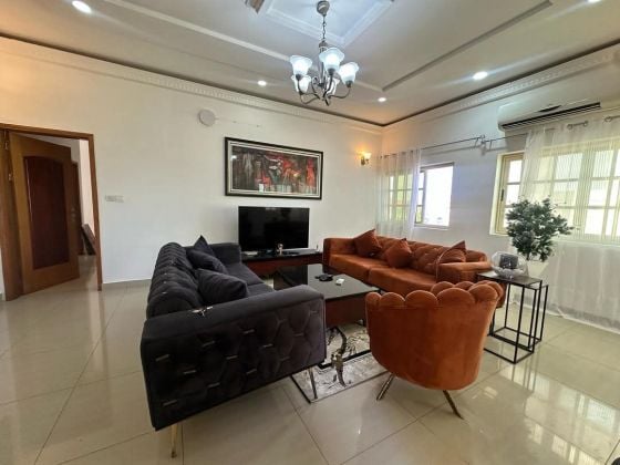 5-room furnished apartment for rent, Haie-Vive (Cotonou)