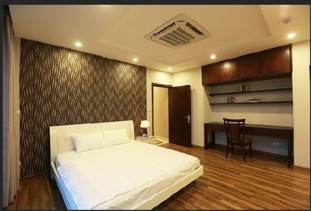 Nice, modern 3 bedroom apartment in Nghi Tam street, Tay Ho district for ...