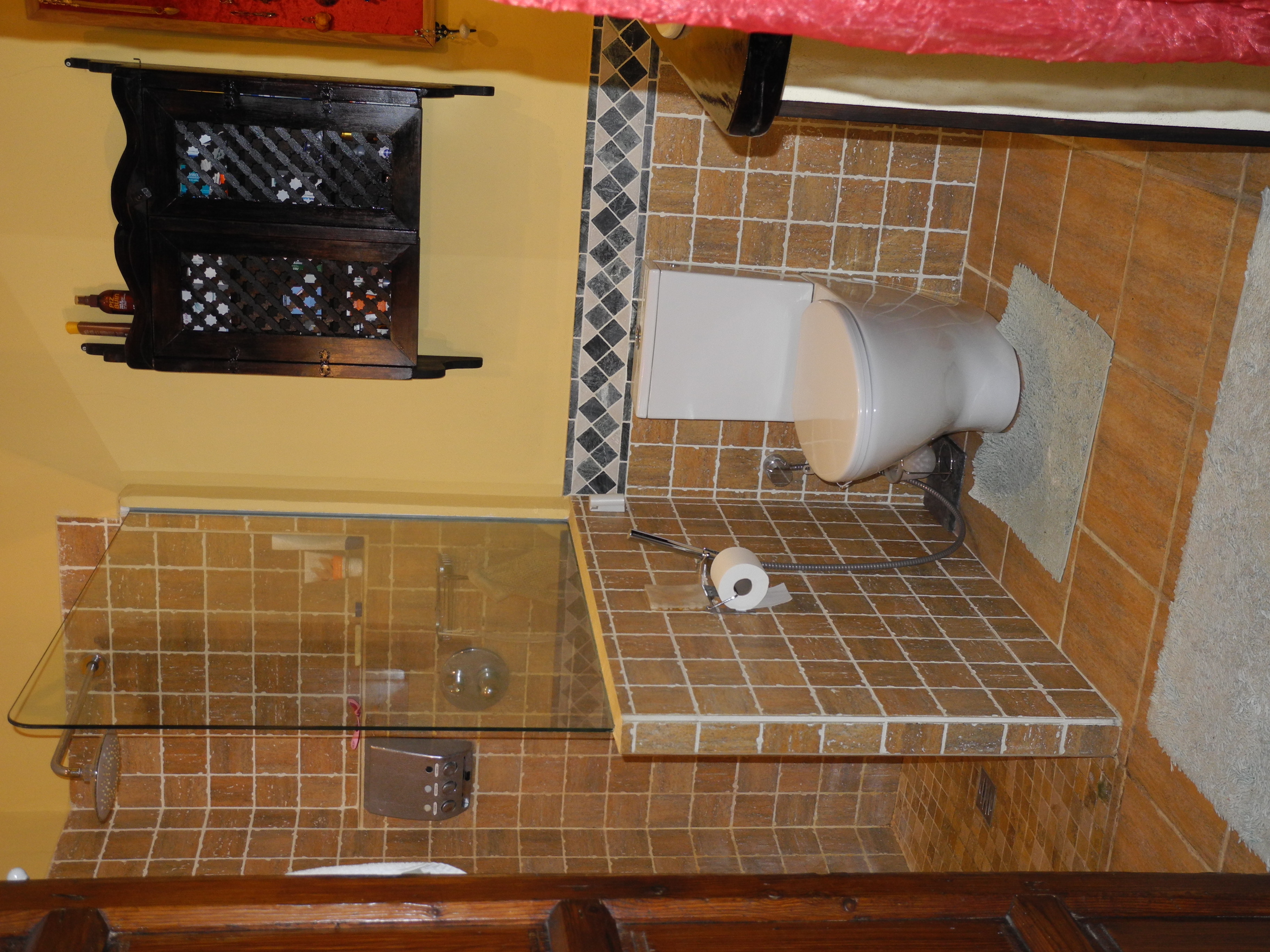 Precious renovated townhouse for sale