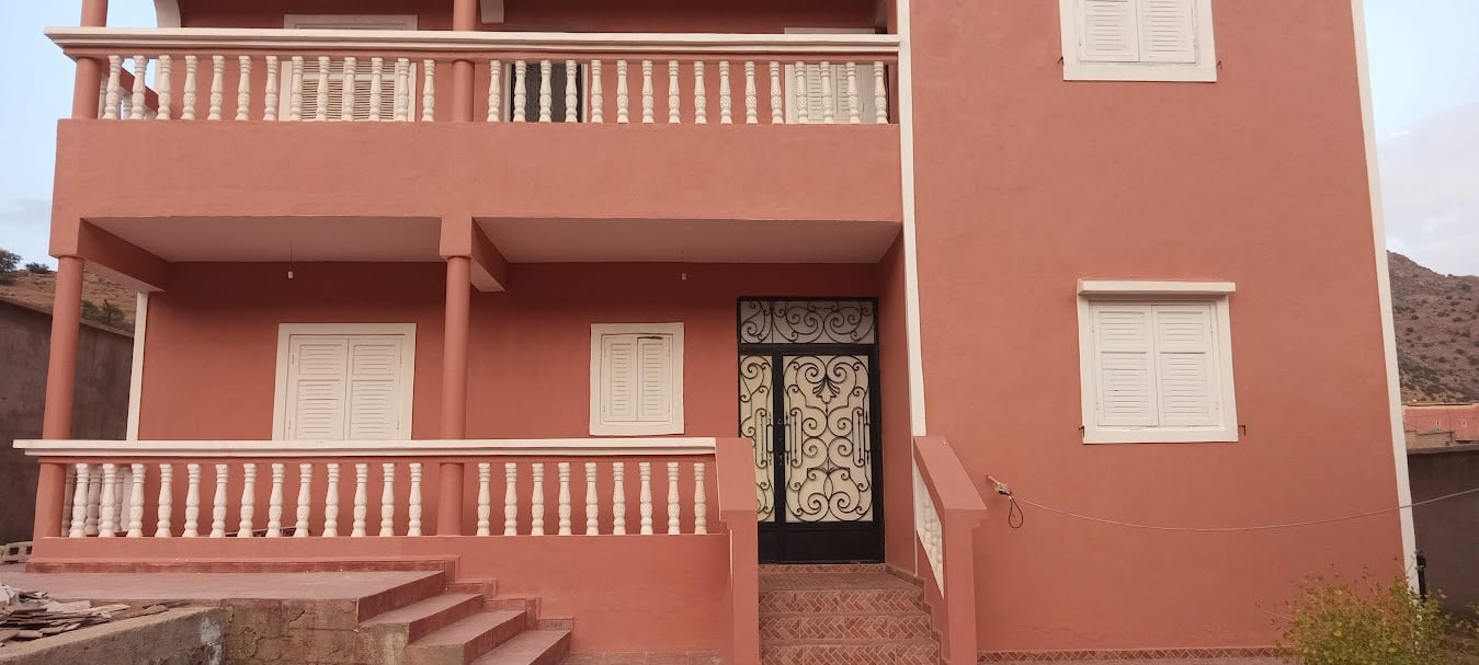 Comfortable and bright house in an exceptional setting