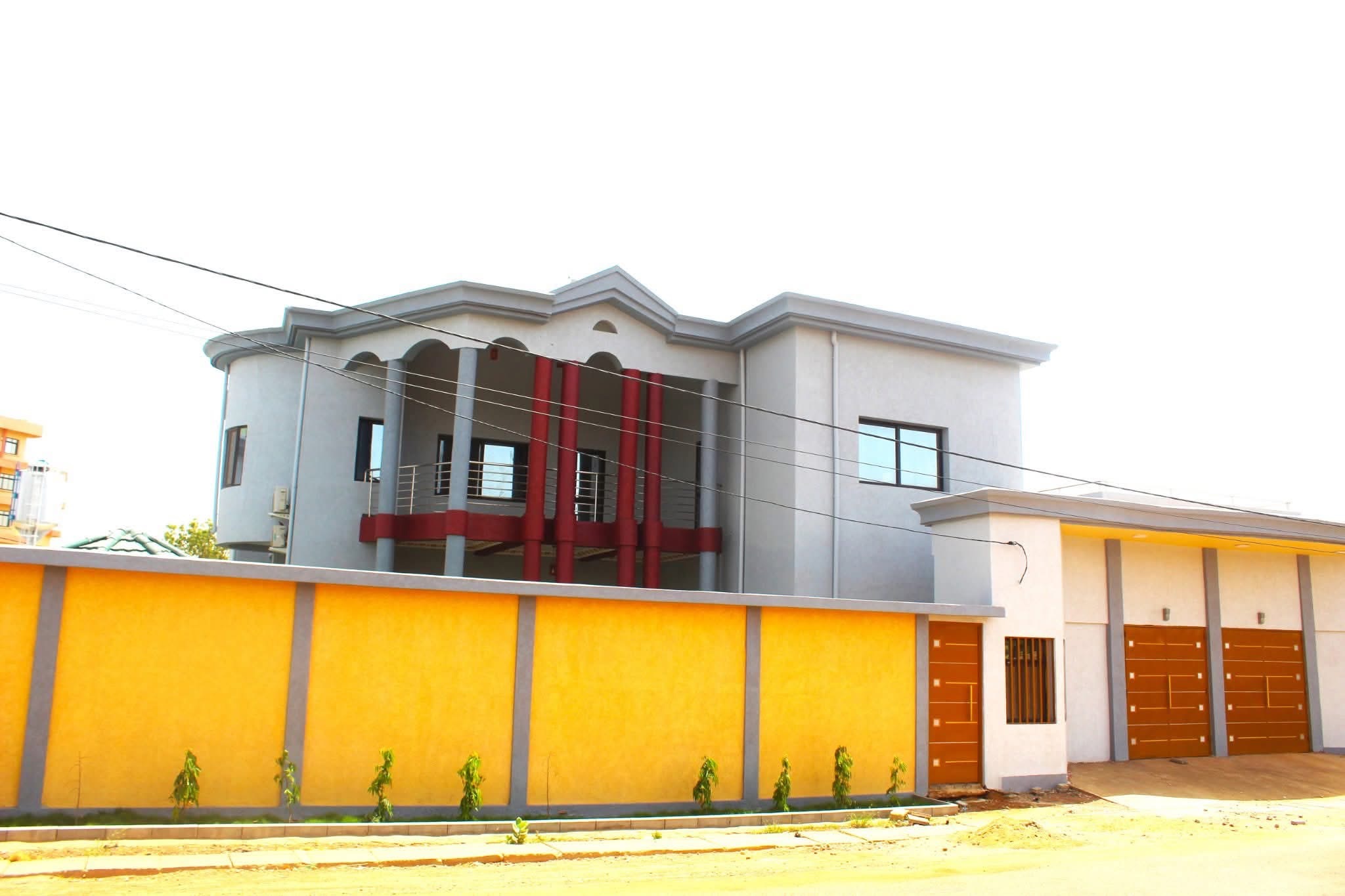 Large duplex for rent zone B