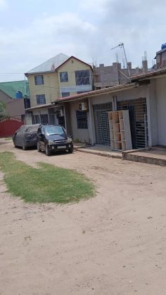 Maison + Parcelle (162 m²) à Vendre – Limete 1 ...