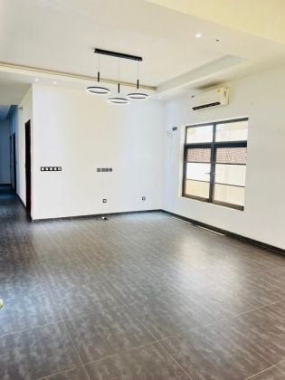 À LOUER: Magnifique villa duplex à Hedjranawoé ...