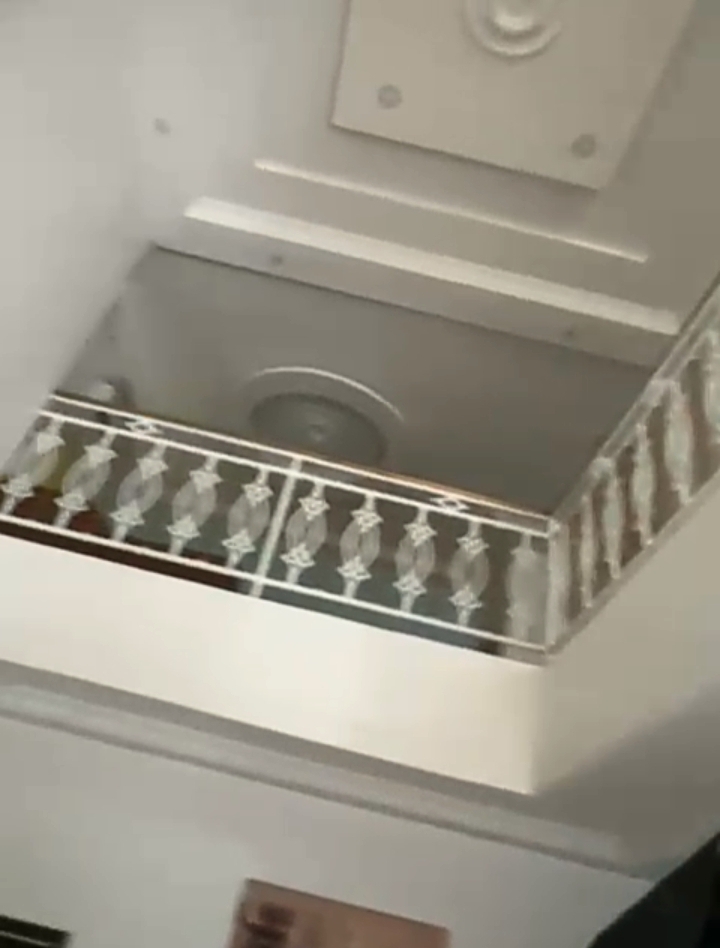 Villa moderna de alta gama con un 20% de renovación en venta en la zona residencial de Fidjrosse Plage, Cotonou, Benin