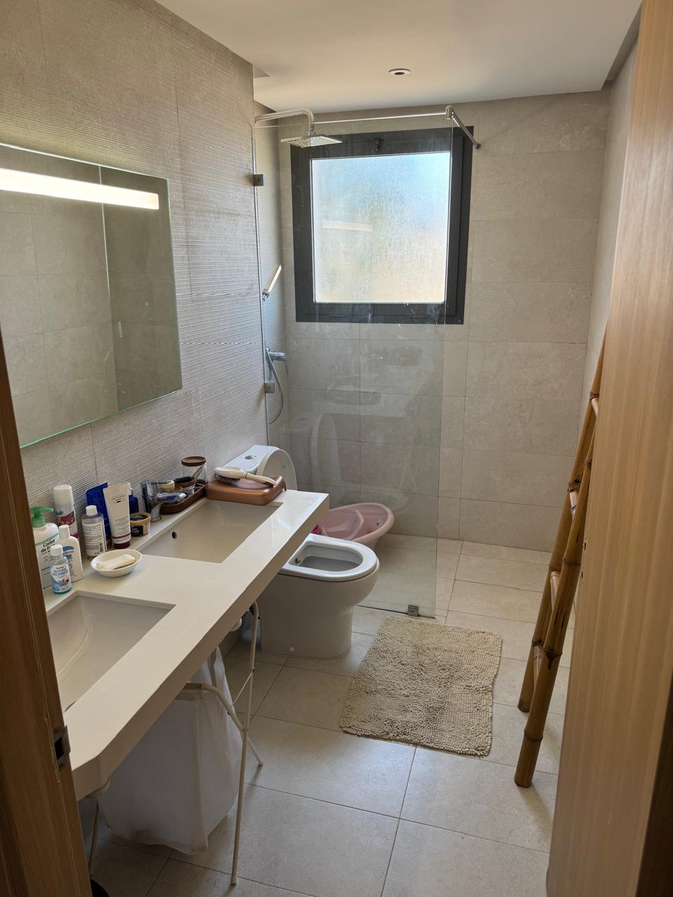 Appartement  À vendre  147 M2 