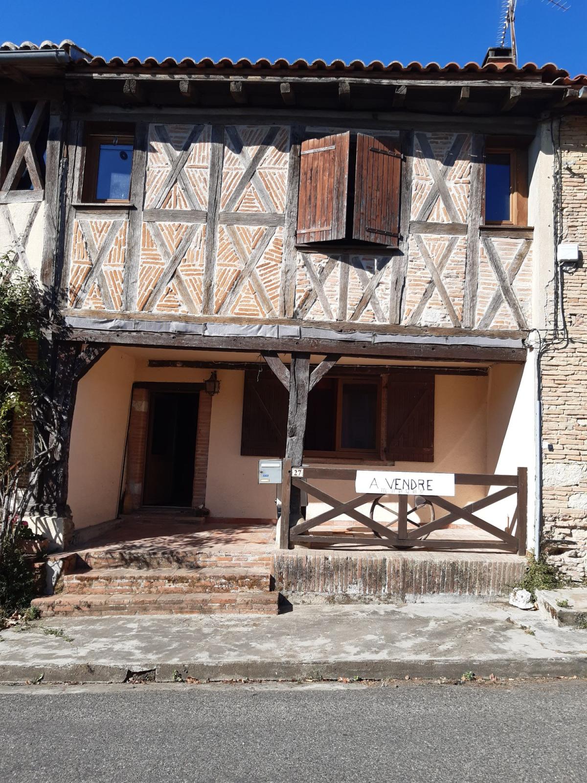 VENTE ANCIENNE MAISON A COLOMBAGES REPERTORIEE 