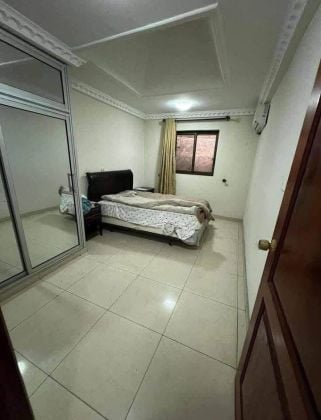 Apartamento dúplex en alquiler en Bonanjo