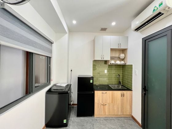 7.6M VND/month - MODERN STUDIO FOR RENT ON LE THANH TON Street - District 1