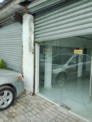 Large stores for rent at Riviera 2