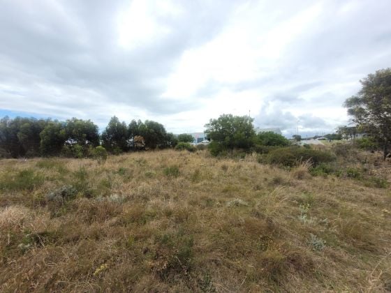 Prime location in one of Jeffreys Bay's most popular residential areas