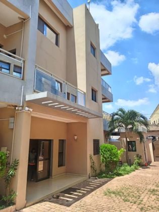 Appartement meublé de 1 chambre à louer à Koulouba 