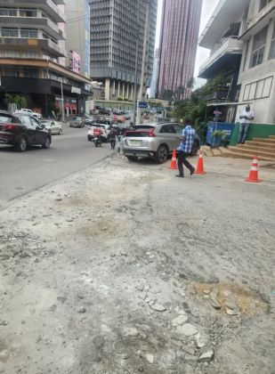 AU PLATEAU proximité BECEAO vente immeuble R+3 vide ( 800m2).