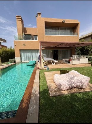 Direct owner..villa home or investment