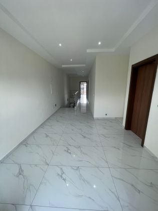 DUPLEX NEUVE À ANGRÉ-NOUVEAU-CHU 