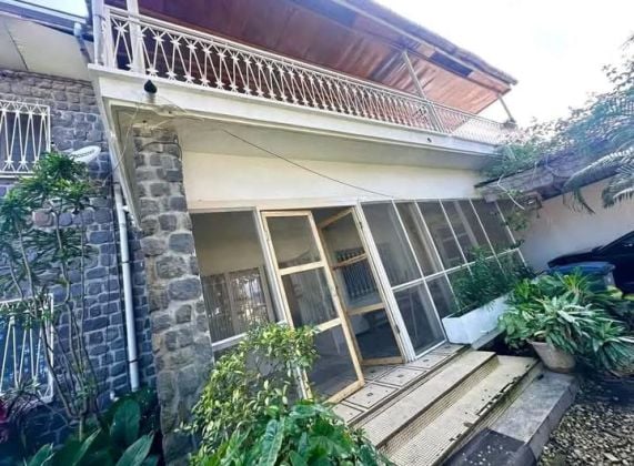 Ampio e grazioso duplex in affitto a Deido, Douala