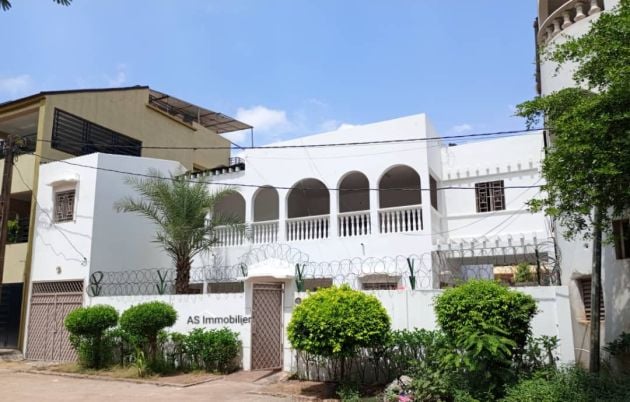 Duplex pour bureaux à louer à l'aci 2000