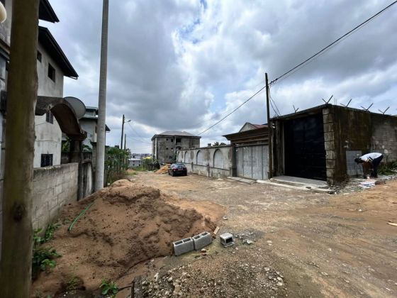 EN VENTE TERRAIN DE 280 m² DISPONIBLE A YASSA/Nkolbong ( ...
