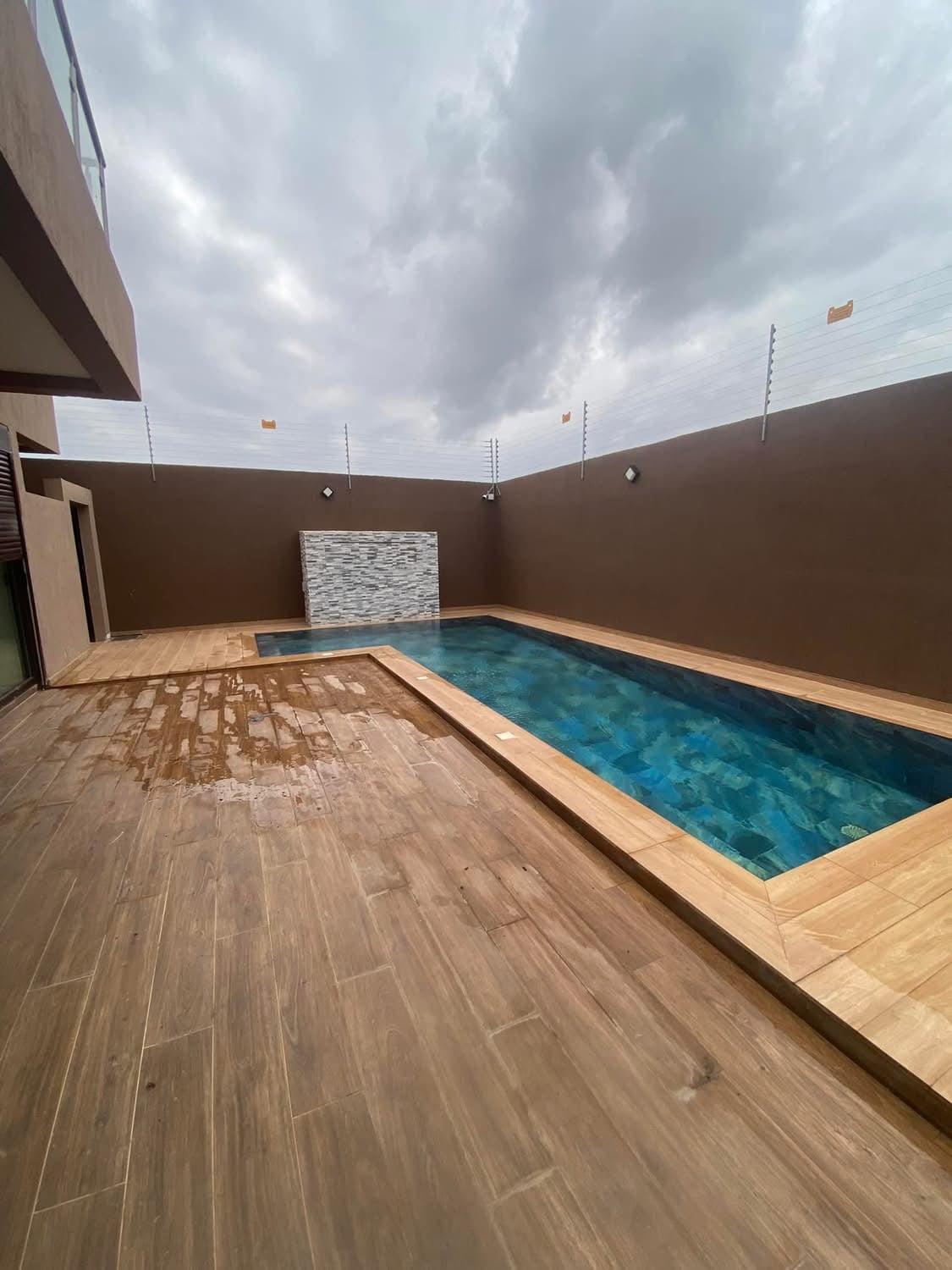 Villa duplex avec piscine en location bassam
