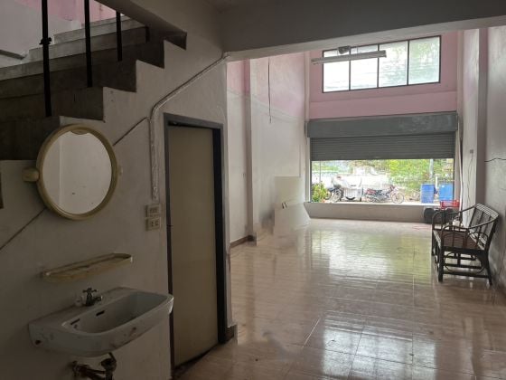 Commercial buildings South Pattaya for rent 9000 baht 