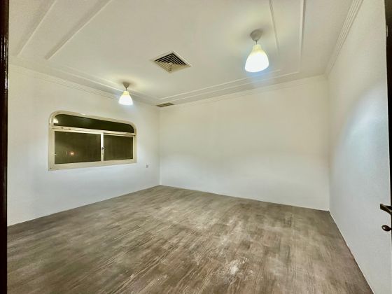 Three bedroom apartment for rent in salwa