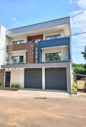 Triplex à louer à sébénikoro