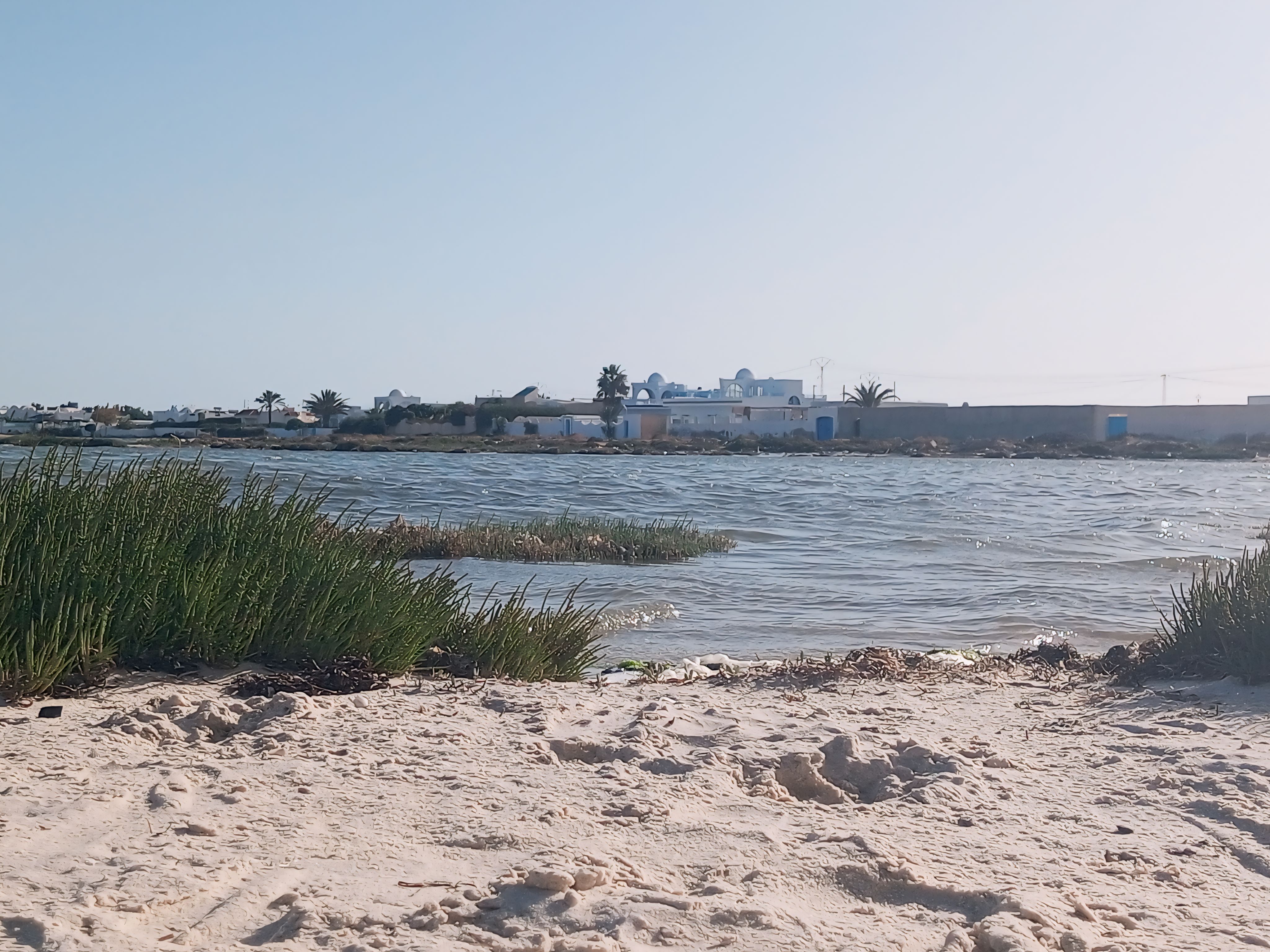 Terrain à vendre près de la mer