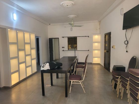 Location Espace Bureau 3 Pièces à Zogbo