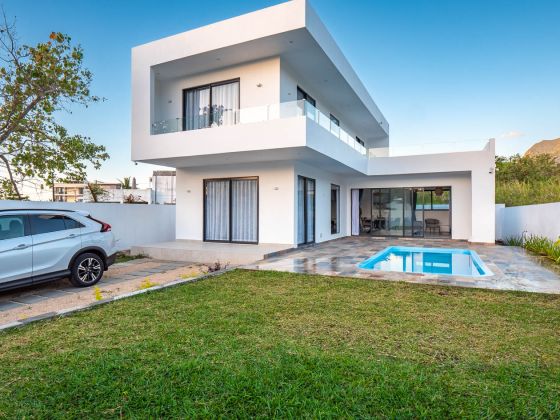 LA GAULETTE - Nuova e moderna villa con 3 camere da letto e piscina