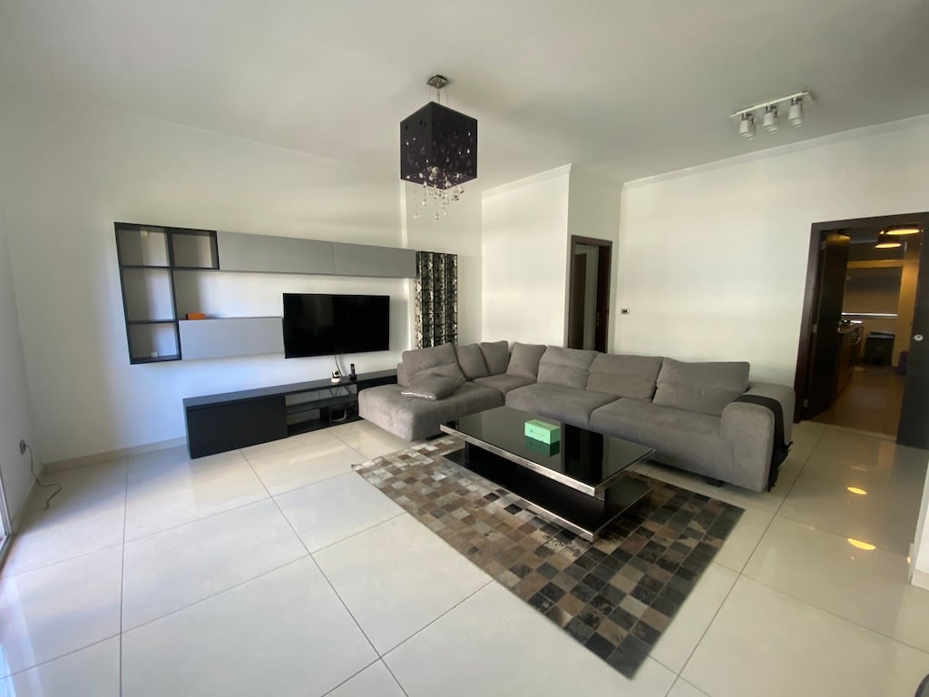 fully furnished apartment to rent in Achrafieh 3 bedrooms with large balcony + parking