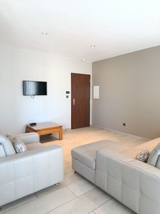 BEL APPARTEMENT T2 MEUBLÉ A LOUER 