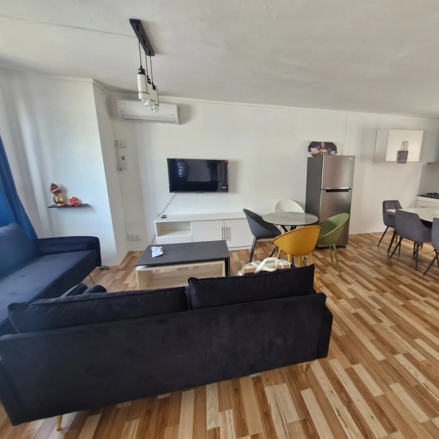 Modern duplex available for rent in flic en flac!