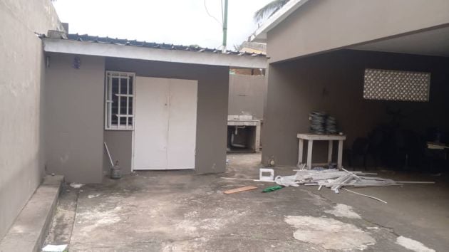 Villa à louer à razel