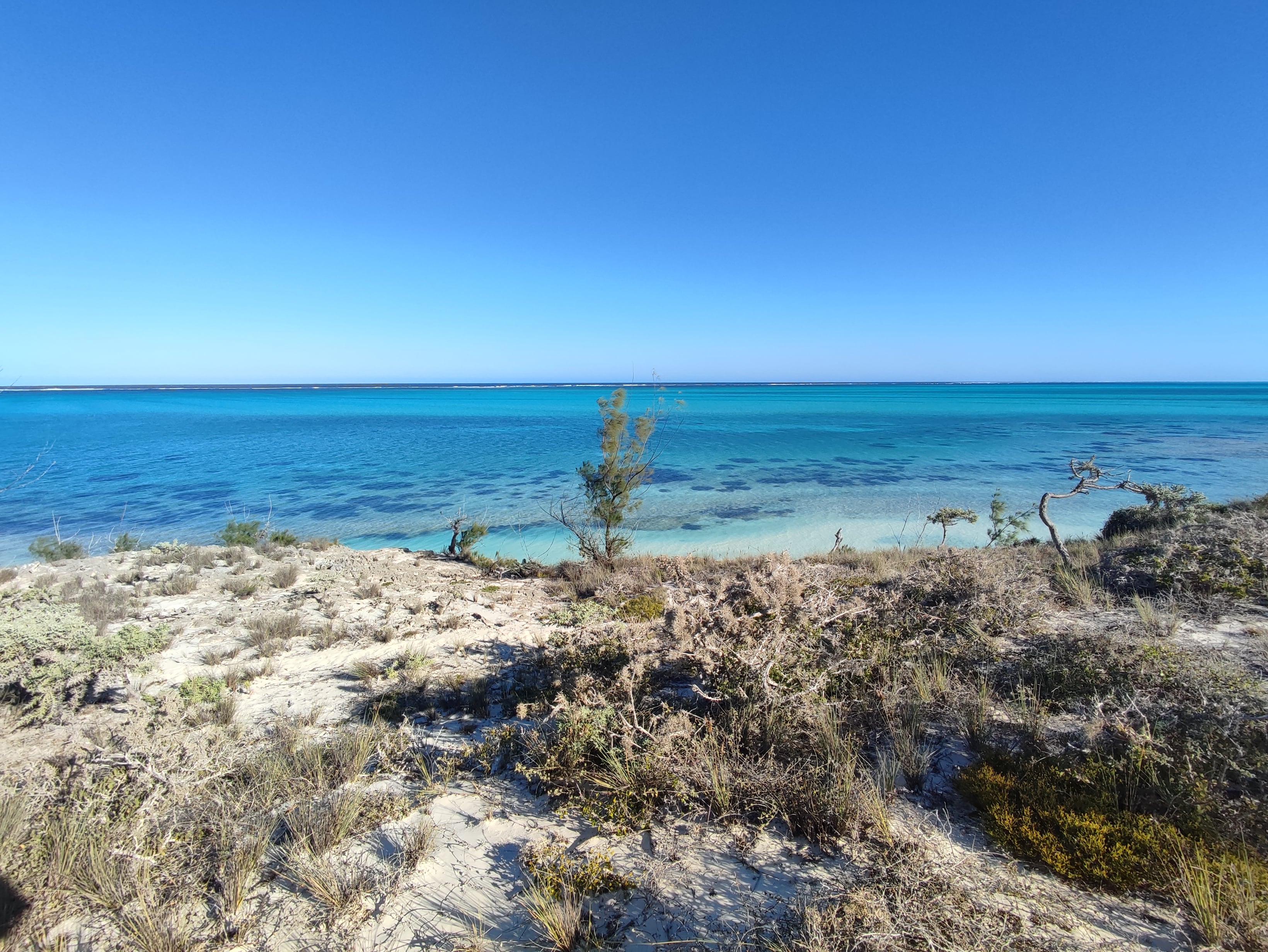 FOR SALE – Seafront land in Ankasy Plage, Tuléar II – 5,289 m² with 60 m of white sand beach