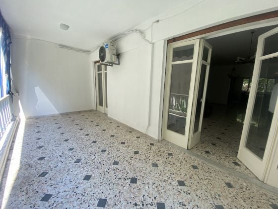 Semi furnished apartment for rent in Achrafieh 3 bedrooms + parking