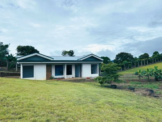 Propiedad De Oportunidad De Inversión En Venta En Pavones, ...