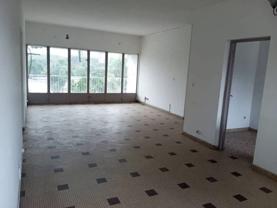 Ampio appartamento in affitto a Bonapriso Douala 