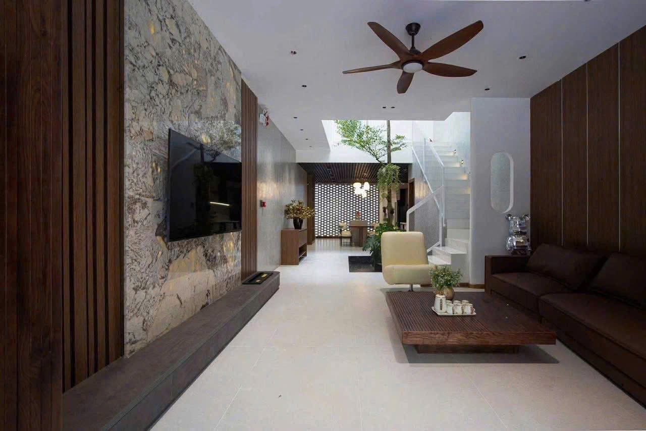 NEW HOUSE FOR RENT IN NAM VIET A