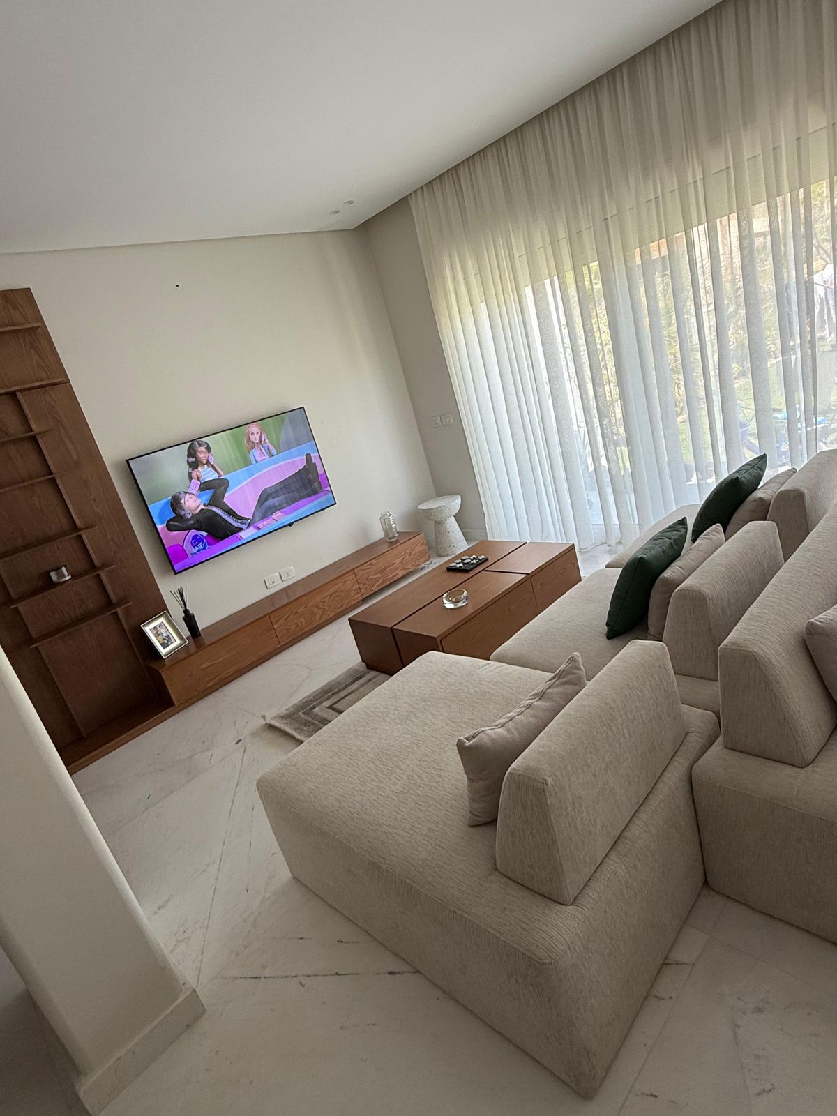 Townhouse rent furnished in Palm Hills compound