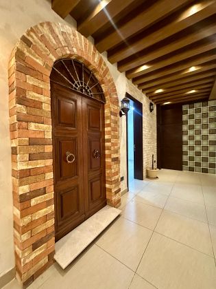 Commercial floor in Bneid Al qar,Kuwait