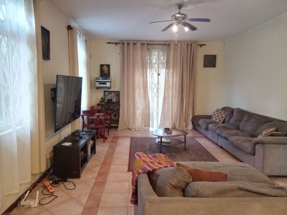 Great villa for sale at Balaclava