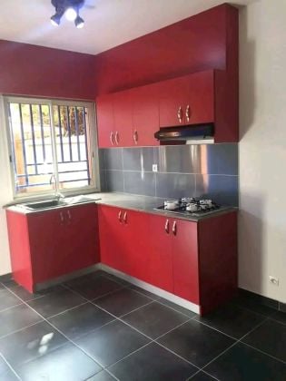 Alquilo casa totalmente reformada 