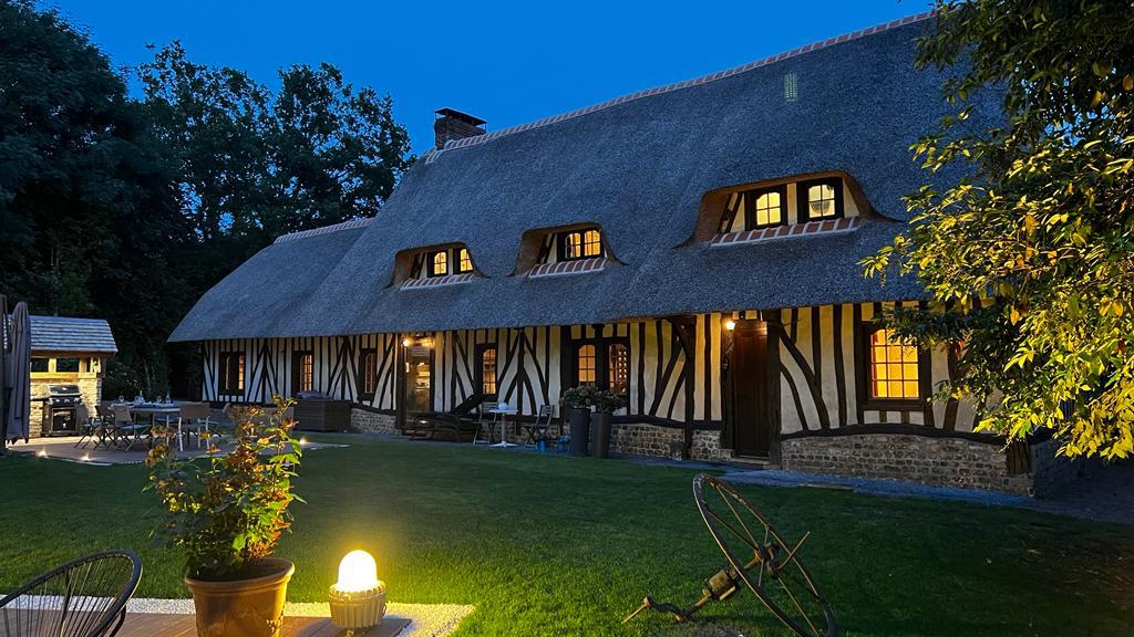 Thatched cottage renovated by decorator for sale in Fresne-Cauverville