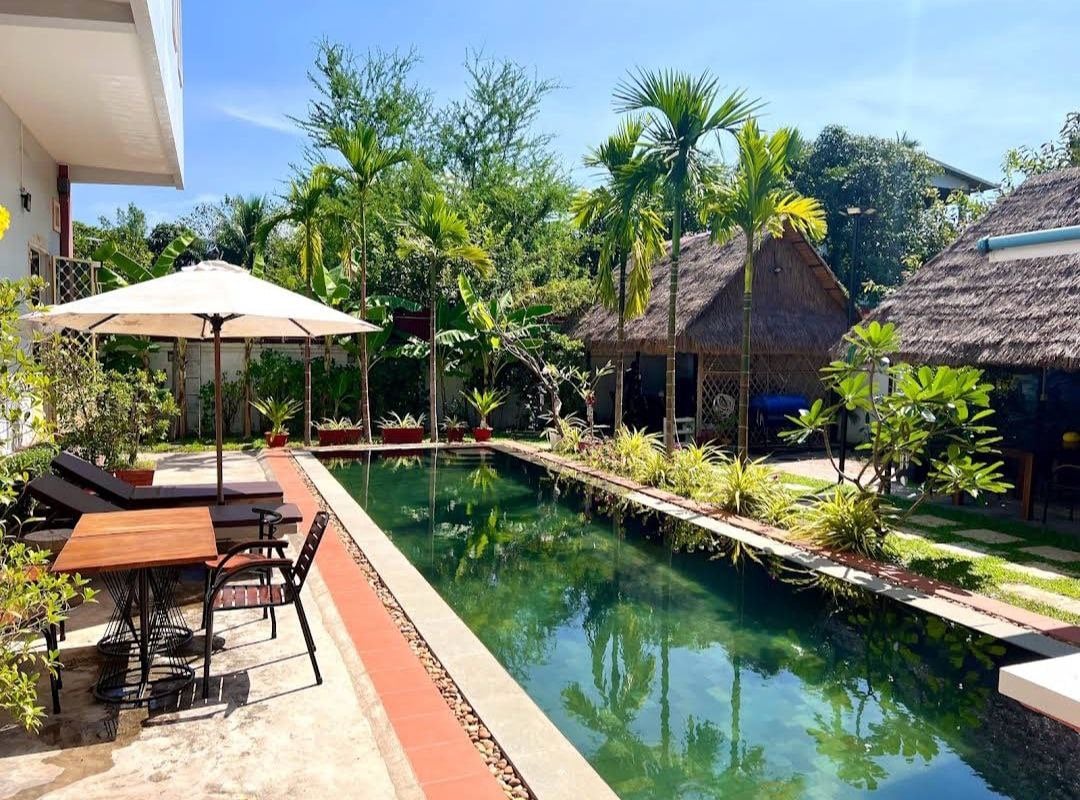 SIEM REAP EN LOCATION VILLA 7 CHAMBRES PISCINE