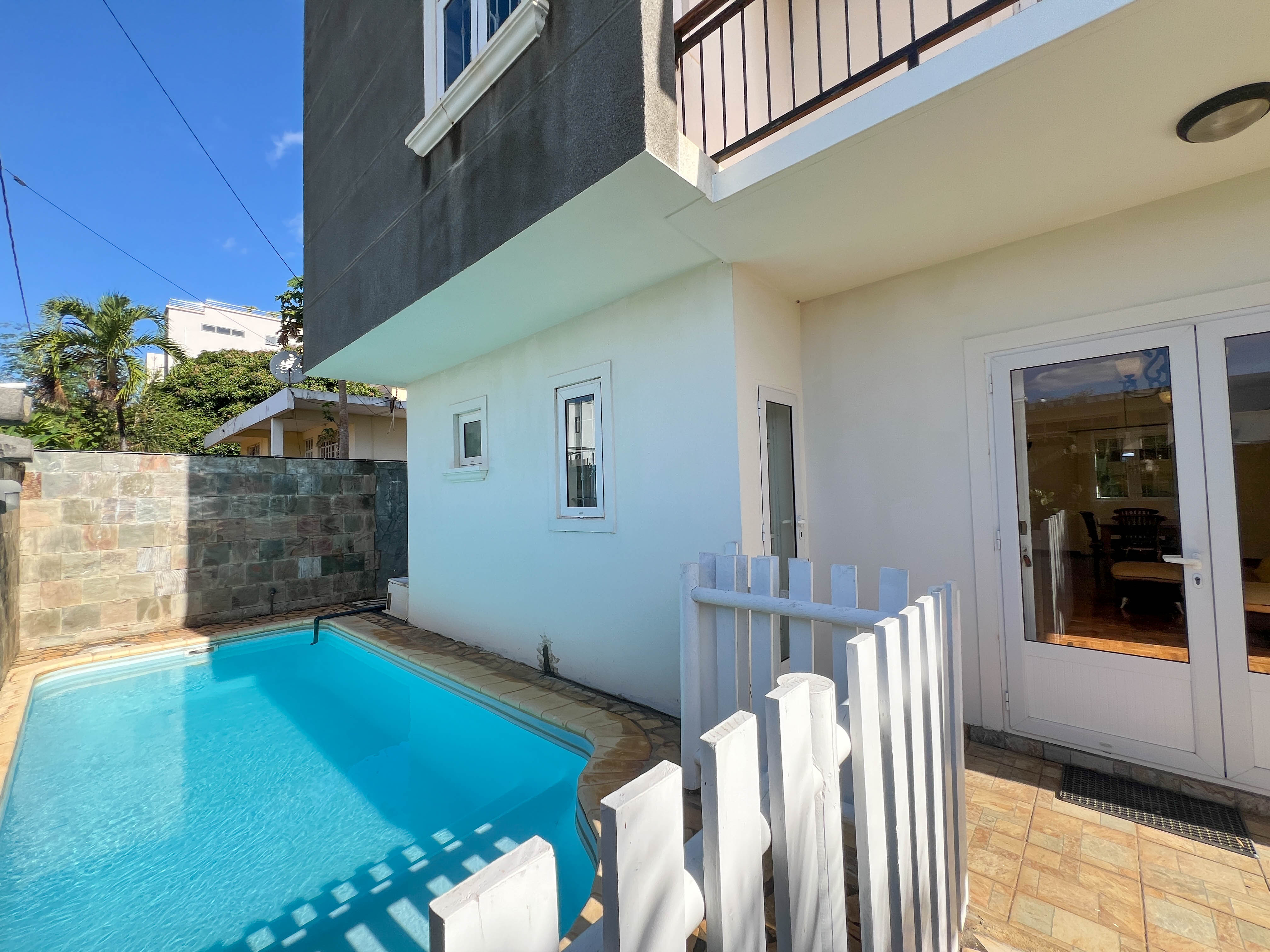 FOR RENT - 3-BEDROOM VILLA WITH PRIVATE POOL - FLIC EN FLAC