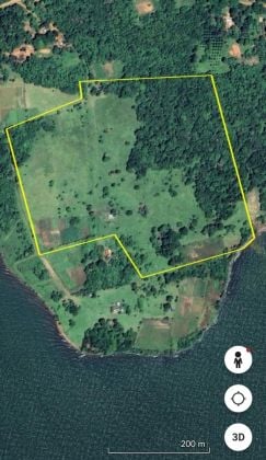 12,5 hectares situés à San Cosme y Damián, avec bord ...