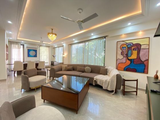 Apartamento moderno, espacioso y totalmente amueblado de 4 habitaciones en ...